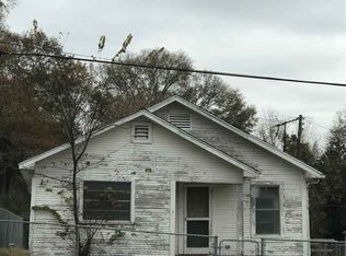 1500 E Young St, Longview, TX 75602