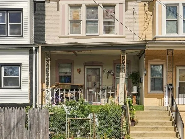 323 Byron St, Camden, NJ 08102