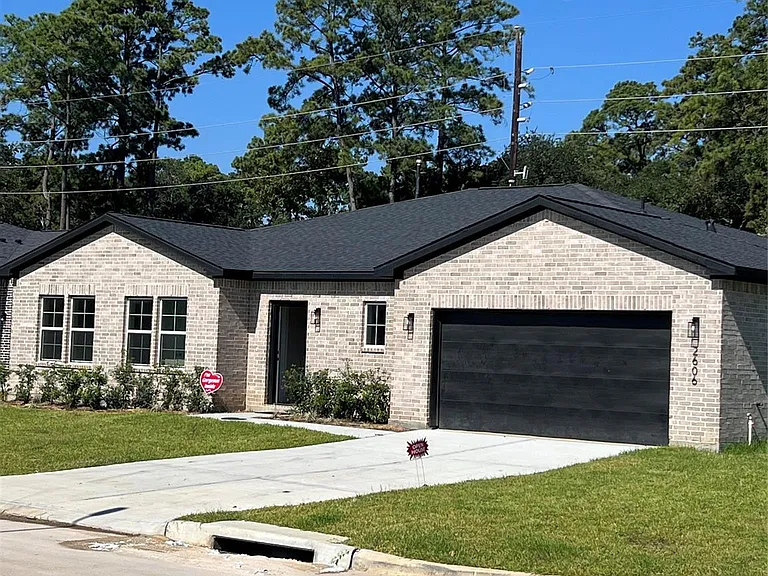 2606 Piemonte Avenue Cir — Photo 3
