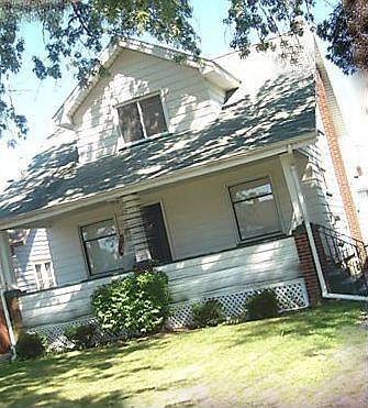 1st image of 242 E Dewey Ave