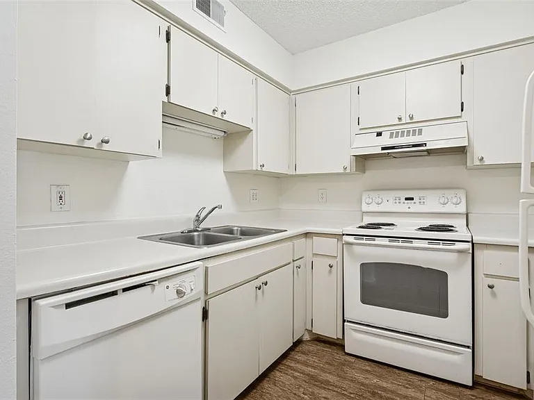2690 Coral Landings Blvd #622 — Photo 7