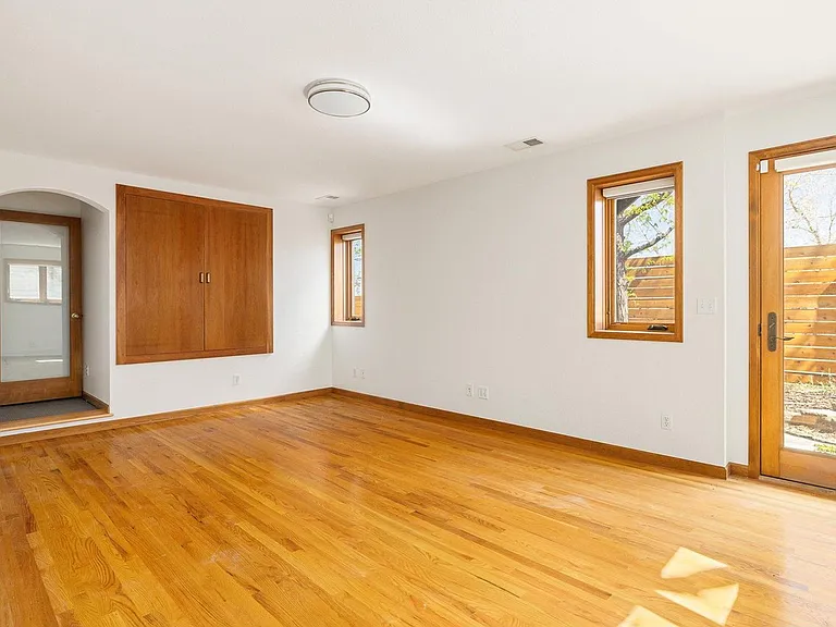 3966 Promontory Ct — Photo 24