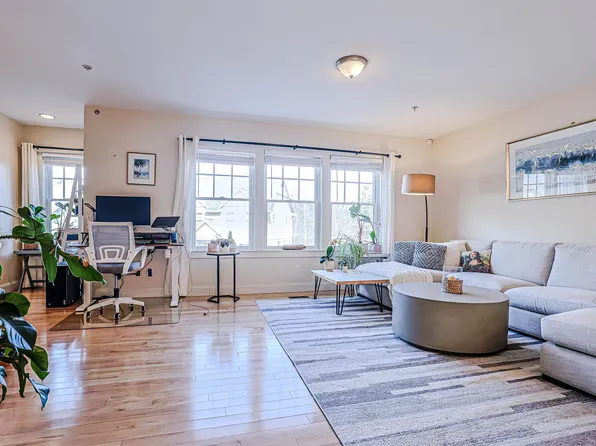 337 Mount Support Road #103, Lebanon, NH 03766