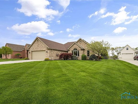 4th image of 3163 Lexington Glen Blvd