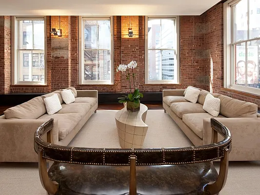 Rented by Sotheby's International Realty | media 48