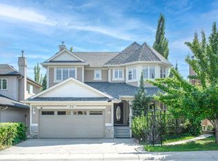 24 Discovery Ridge Rise SW, Calgary, AB T3H 4R2