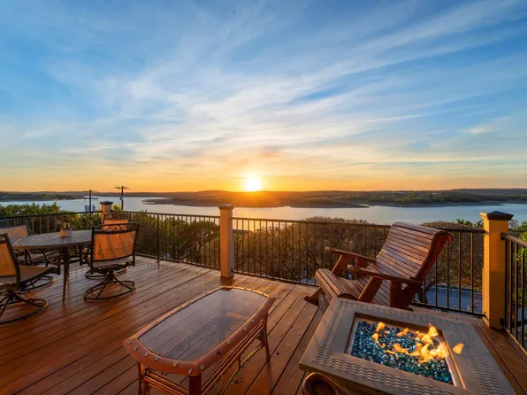 5903 Lakeshore Dr, Lago Vista, TX 78645