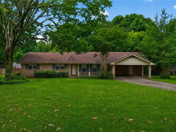 1824 Galilee Ct, Tucker, GA 30084