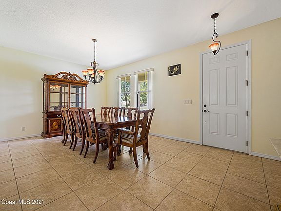 4th image of 3798 Jupiter Blvd SE