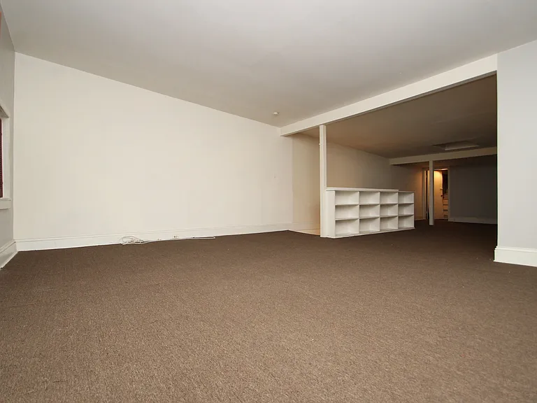 1621 Park Ave. — Photo 6