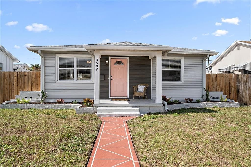 3608 14th St N, Saint Petersburg, FL 33704 | Zillow