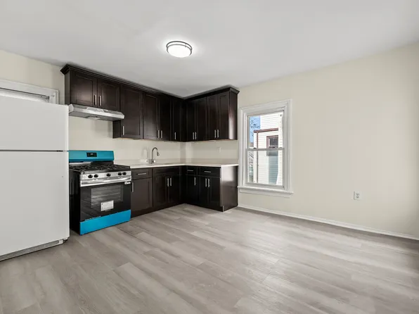 11 Lafayette Pl, Yonkers, NY