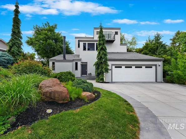 3271 Scenic Dr, Boise, ID 83703