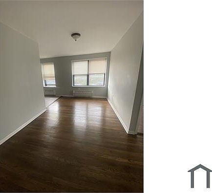 3rd image of 7836 S South Shore Dr #2G