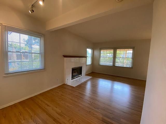2nd image of 8914 Gladbeck Ave