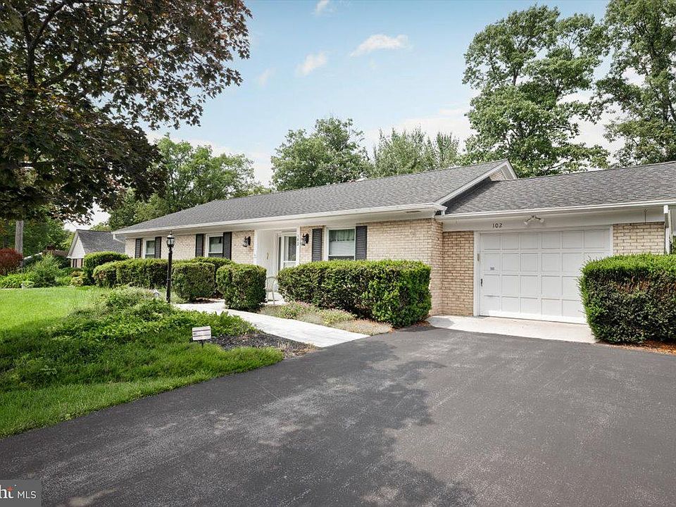 1st image of 102 Shockey Cir