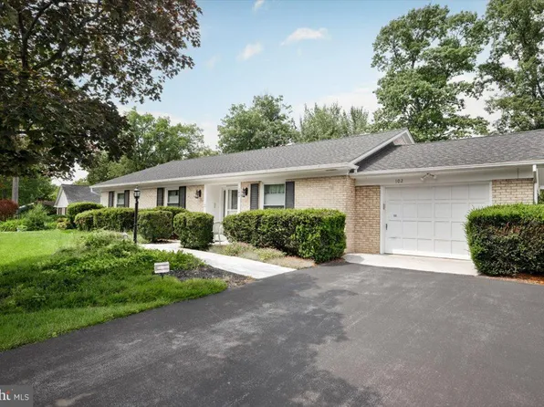 102 Shockey Cir, Winchester, VA 22602