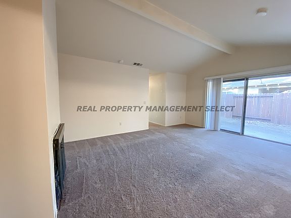 5th image of 9280 Corinthian Cir