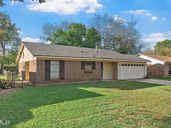 4th image of 4810 General Scott Pl