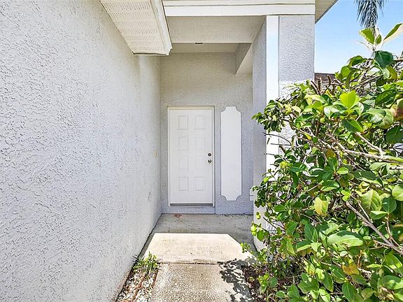 4th image of 1434 Ocean Reef Rd