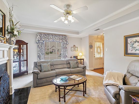 4th image of 17202 N Lake Dr