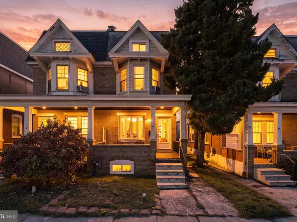 19 E Brown St, Norristown, PA 19401