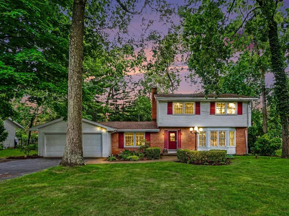 6821 Isabelle St, Portage, MI 49024