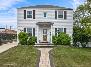 7215 W Foster Ave, Harwood Heights, IL 60706