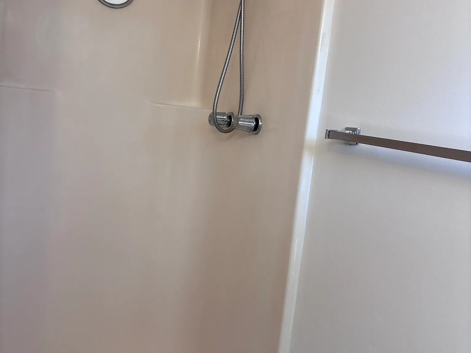 2 bed, 1120 sqft, $1,700 — Photo 3