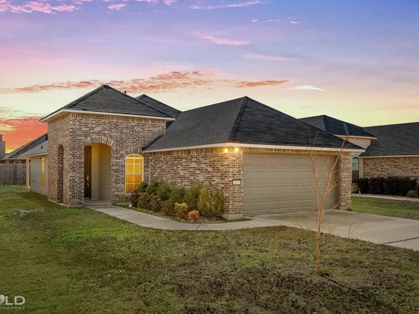 4035 False River Dr, Bossier City, LA 71111