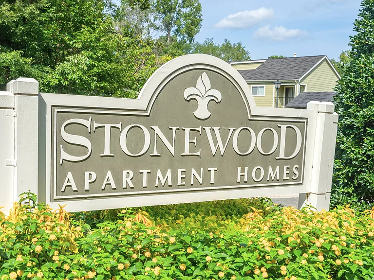 Stonewood Apartments — Photo 22