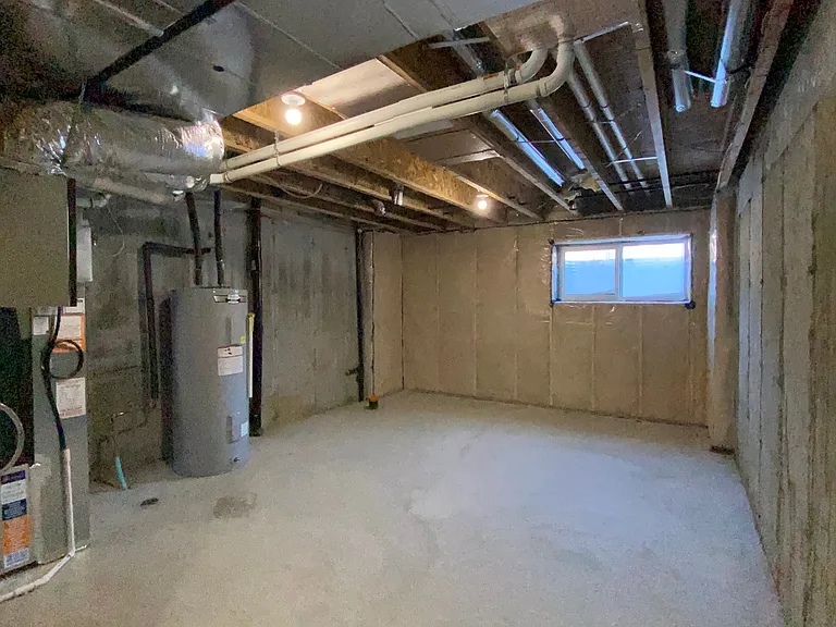 740 Daniels Way SW — Photo 21