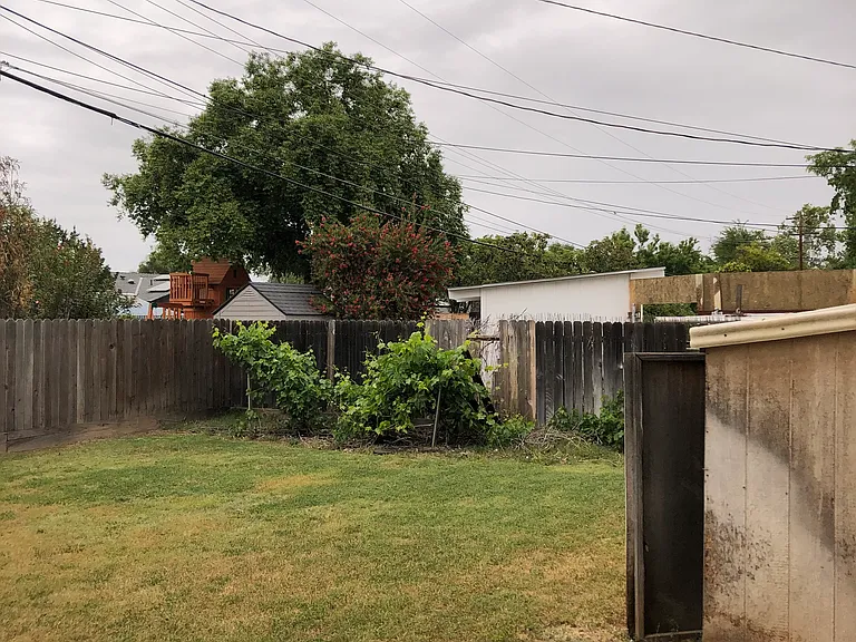 5501 N Remington Ave — Photo 6