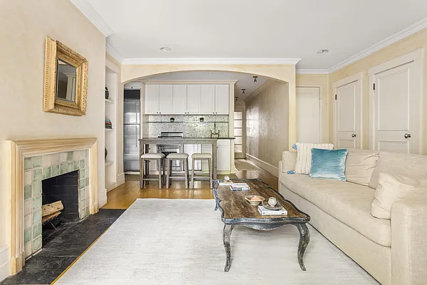 Sold by Compass | media 5