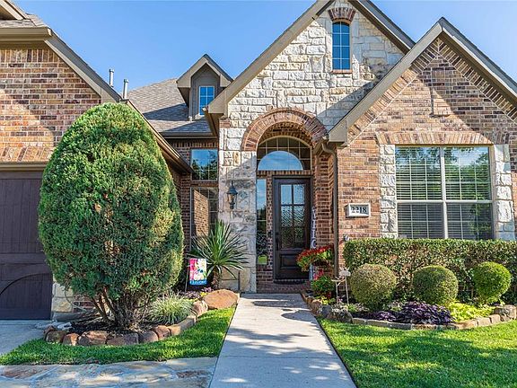 4th image of 2218 Frio Dr