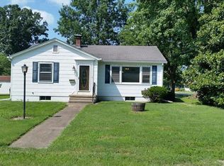 805 W Green St, Mascoutah, IL