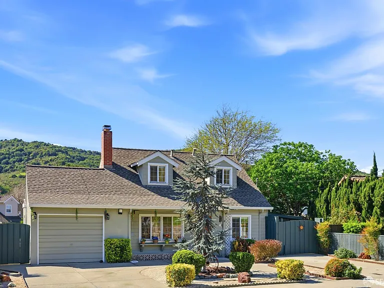 5880 Olinda Rd — Photo 36