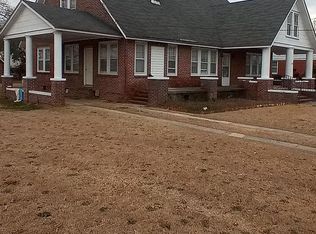 207 N 4th Ave, Dillon, SC 29536