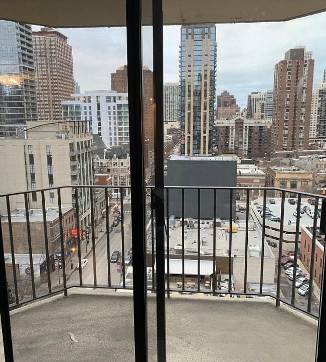 1st image of 70 W Huron St APT 701