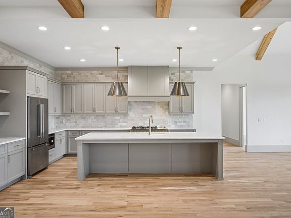4th image of 2275 Malcom Estates Dr