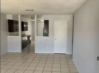 1190 Beverly Dr APT D, Lemoore, CA 93245