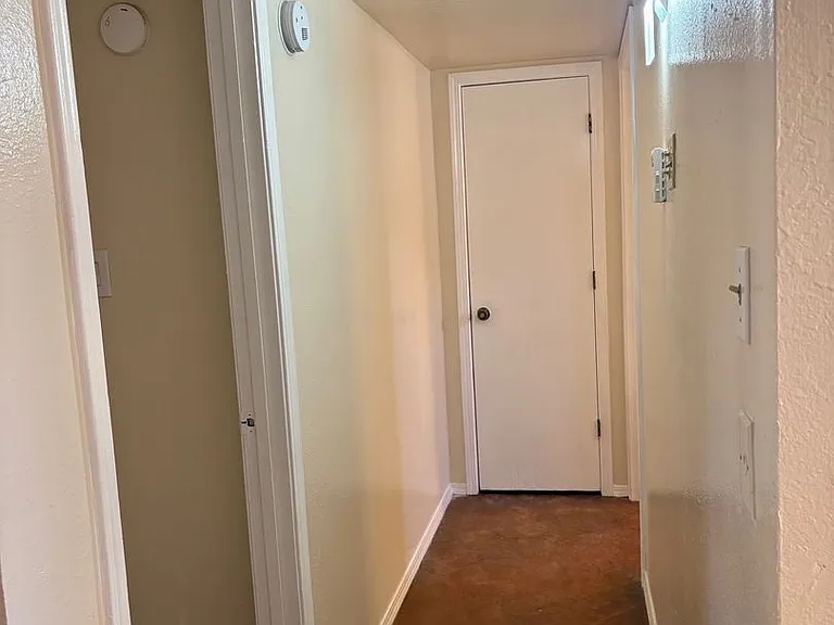 604 Arno Street NE — Photo 7