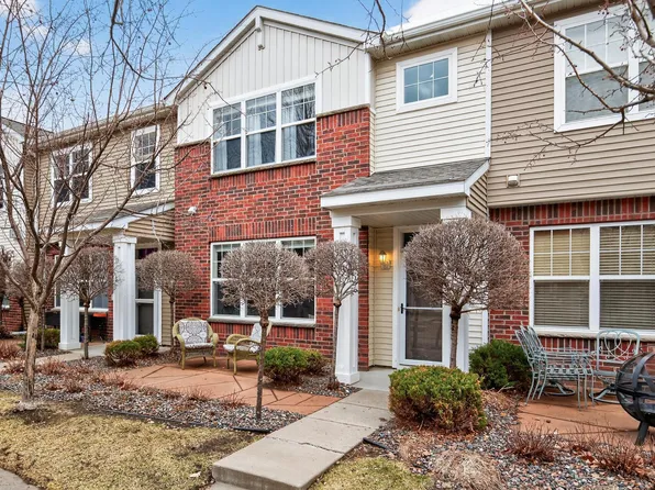 9654 Scott Cir N, Brooklyn Park, MN 55443