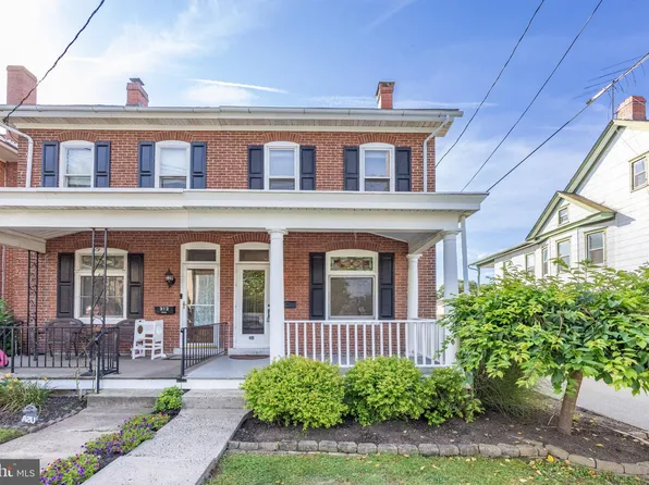 314 3rd St, East Greenville, PA 18041