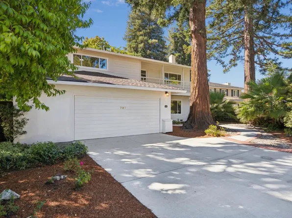 707 E Charleston Ct, Palo Alto, CA 94303