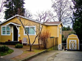 8526 Interlake Ave N, Seattle, WA 98103
