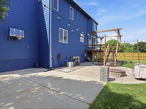 5th image of 7704 W 32nd St
