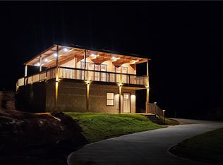 918 Blackjack Rd, Westminster, SC 29693