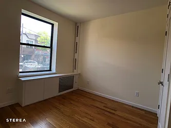 Rented by Sterea Agency