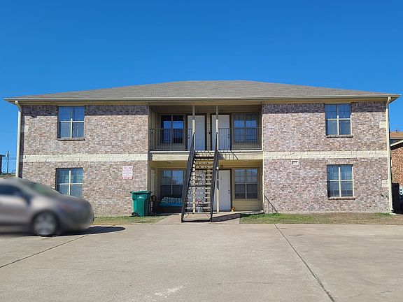 418 Brittney bldg